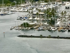 Hawaii Yacht Club 421p